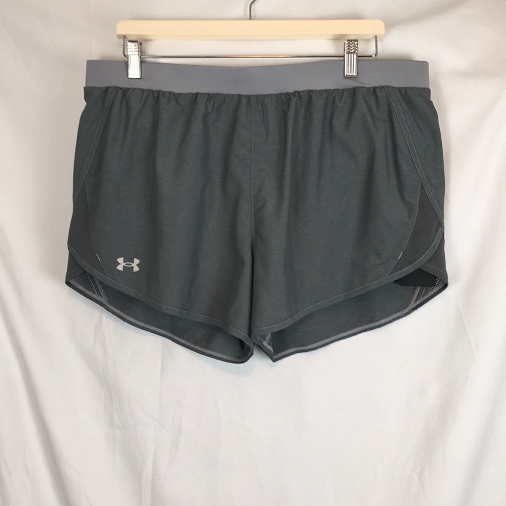 Women's Under Armour Gray Fly-By Athletic Shorts Loose Fit Size XL NWT